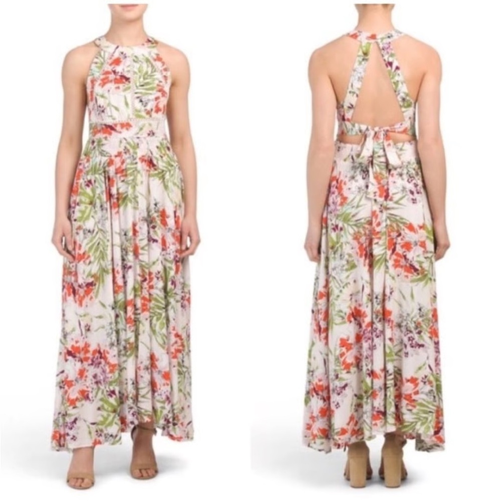 Chic Backless Floral Maxi Dress